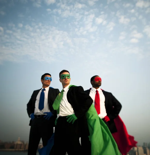 スーパー ヒーローの衣装 オリジナル写真植字のビジネスマン — ストック写真