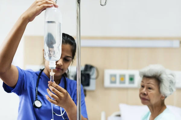 Ein Älterer Patient Krankenhaus Originalfotos — Stockfoto