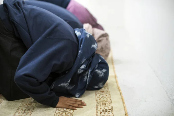 Musulmani Stanno Pregando Fotoinsieme Originale — Foto Stock