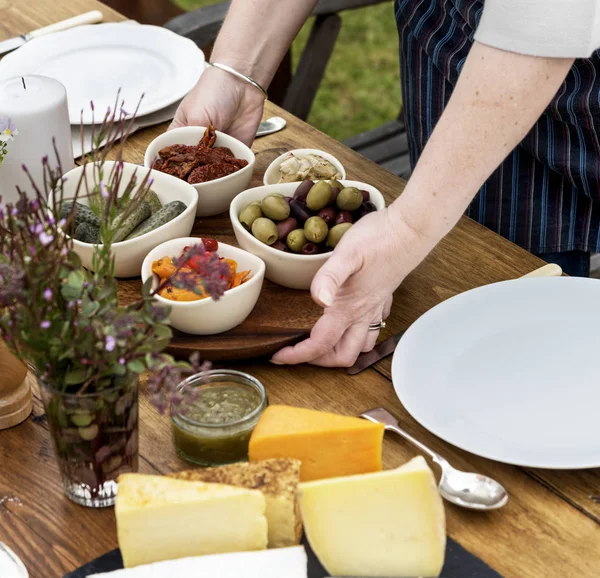 Woman Preparing Table Dinner — Stock Photo, Image