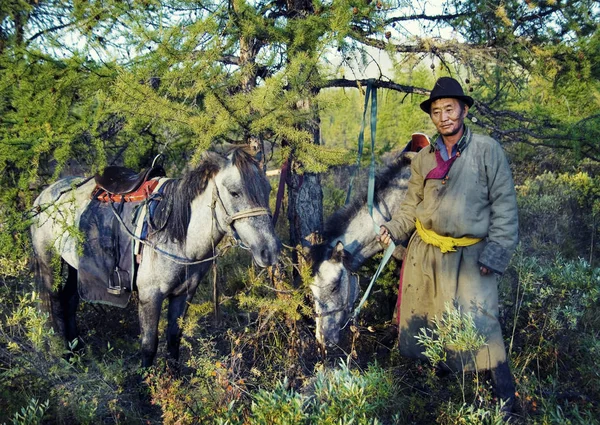 Nomadiska Tsaatan Eller Dukha Renar Personer Norra Mongoliet Ursprungliga Fotosätta — Stockfoto