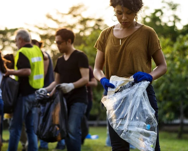 Ecologie Groep Mensen Reiniging Van Het Park Origineel Photoset — Stockfoto