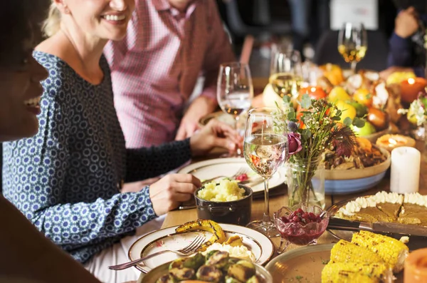 People Celebrating Thanksgiving Day Original Photoset — Stock Photo, Image