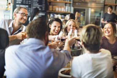 Çeşitlilik insanların yemekte, özgün grup photoset