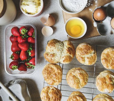 Fırın çörekler evde ateş 