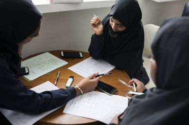 sınıf, özgün eğitim çeşitli Müslüman kızlar photoset