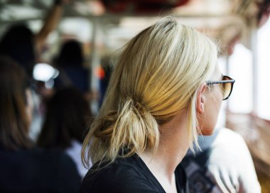 Yalnız kadın Gezgin, özgün photoset