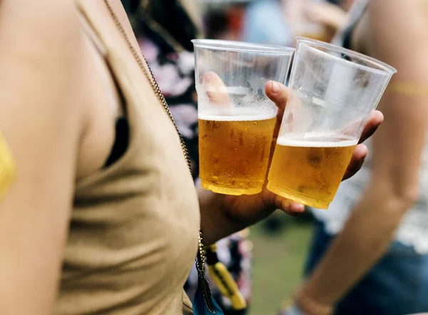 Olika Grupper Människor Njuter Roadtrip Och Festival Ursprungliga Fotosätta — Stockfoto