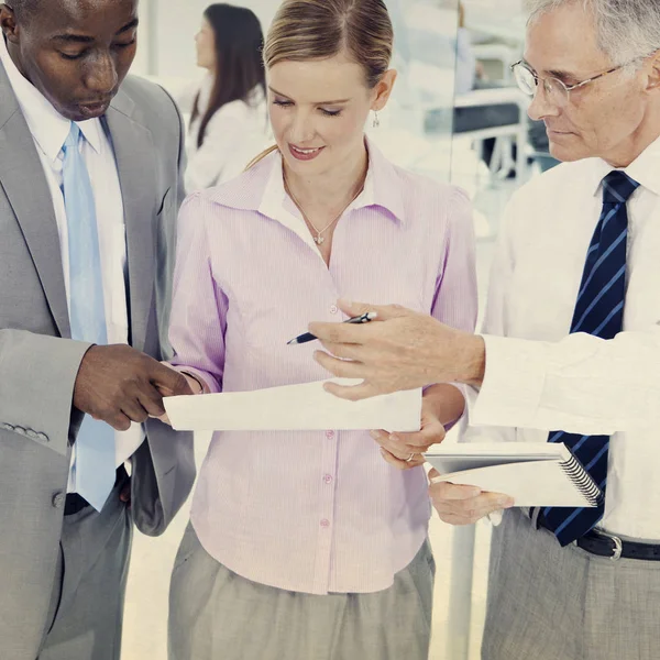 Business People Discussing Office Original Photoset — Stock Photo, Image
