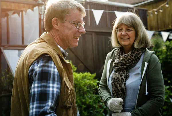 Mutlu üst düzey çift, özgün photoset 