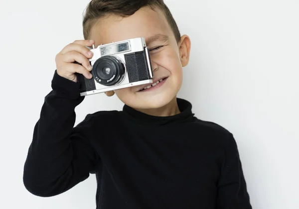 Милий Маленький Хлопчик Фотоапаратом Оригінальний Фотосет — стокове фото