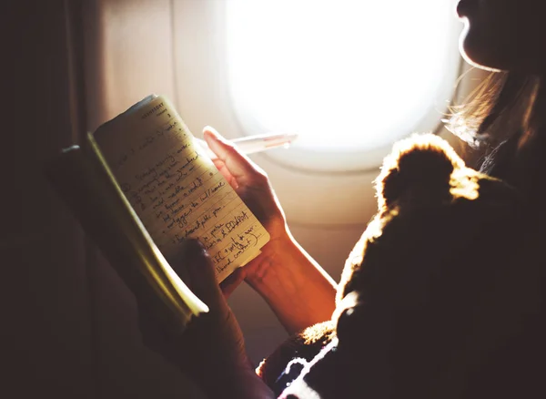 Dziewczyna Podróżując Samolotem Oryginalny Photoset — Zdjęcie stockowe