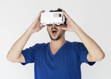 Vr studio poz ile adam