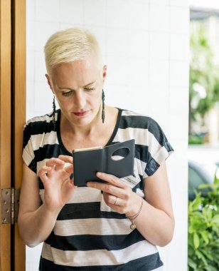 Kadın manifatura telefon, özgün photoset