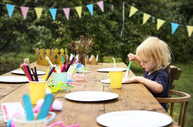 Resim öğrenme evlat