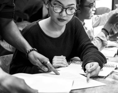 Çeşitlilik arkadaş birlikte öğrenme