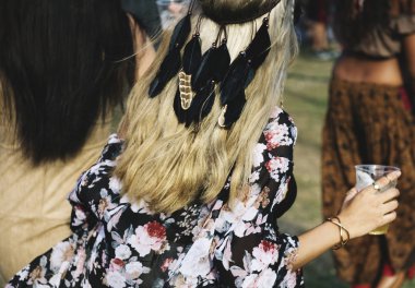 Farklı bir grup insan bir yolculuğa ve Festivali, özgün zevk photoset