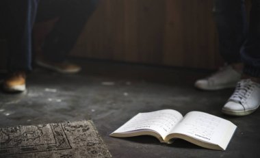 Katta, özgün bir kitap photoset