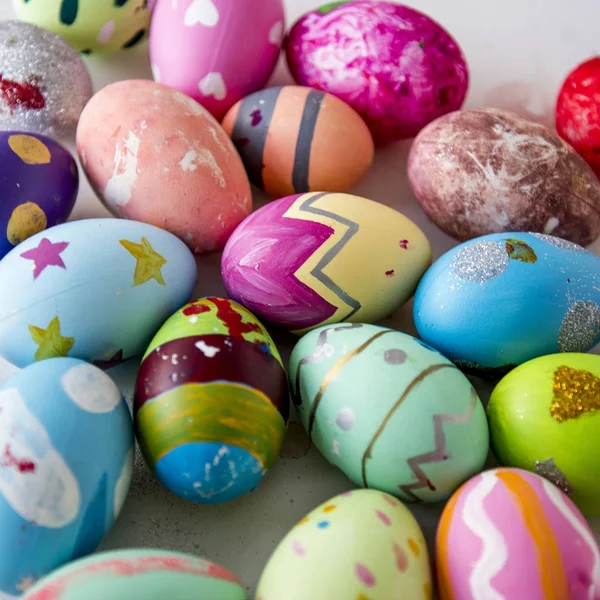 Páscoa tradicional para pintar ovos . — Fotografia de Stock