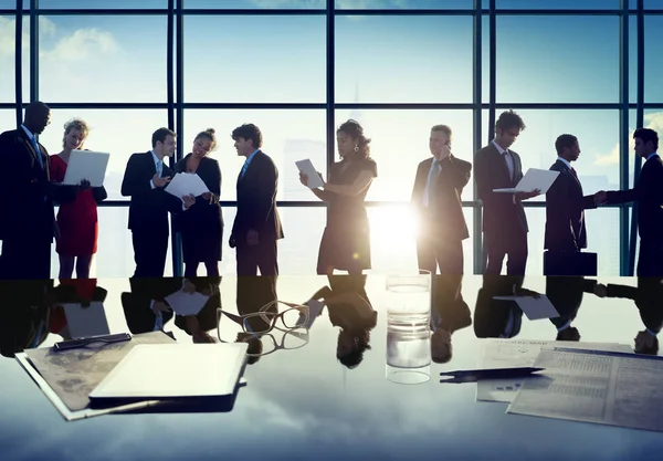 Grupo Empresários Diversidade Reunião Escritório — Fotografia de Stock