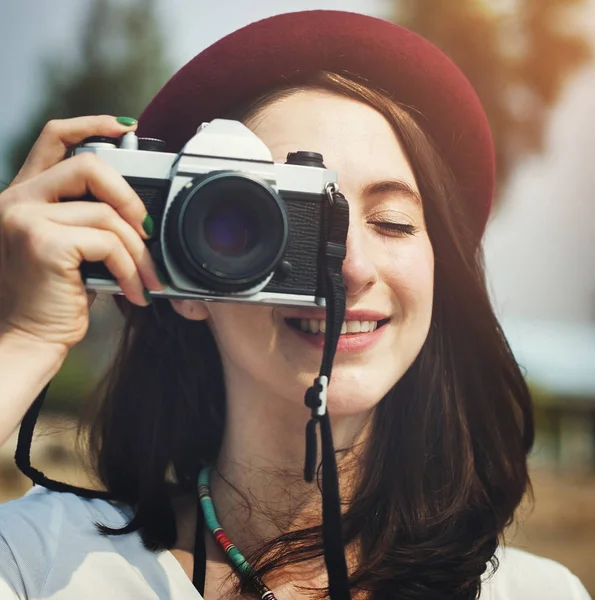 Kafkas bir kadın yaz saati, keyif alıyor orijinal photoset