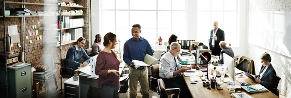 Travail d'équipe des gens d'affaires — Photo