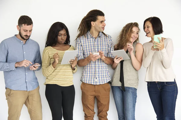 Gruppo di diversità persone multietniche insieme — Foto Stock