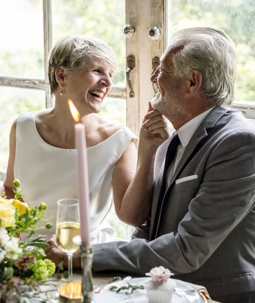 Brücke Und Bräutigam Hochzeitstag Originelle Fotosets — Stockfoto