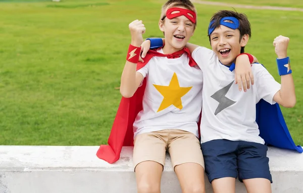 Dois Meninos Trajes Super Heróis Juntos Photoset Original — Fotografia de Stock