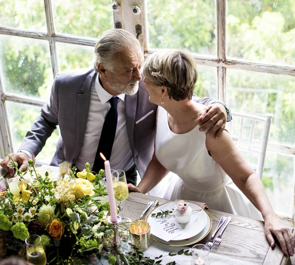 Brücke Und Bräutigam Hochzeitstag Originelle Fotosets — Stockfoto