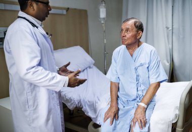 Bir hastanede kalıyor, hasta yaşlı özgün photoset