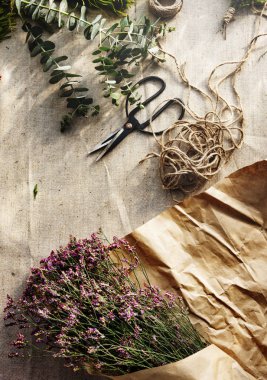 Çiçek El Sanatları Atölyesi