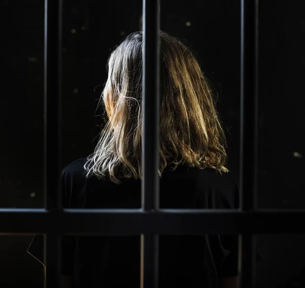 Achteraanzicht Van Criminele Vrouw Gevangenis Gevangen Vrouw Origineel Photoset — Stockfoto