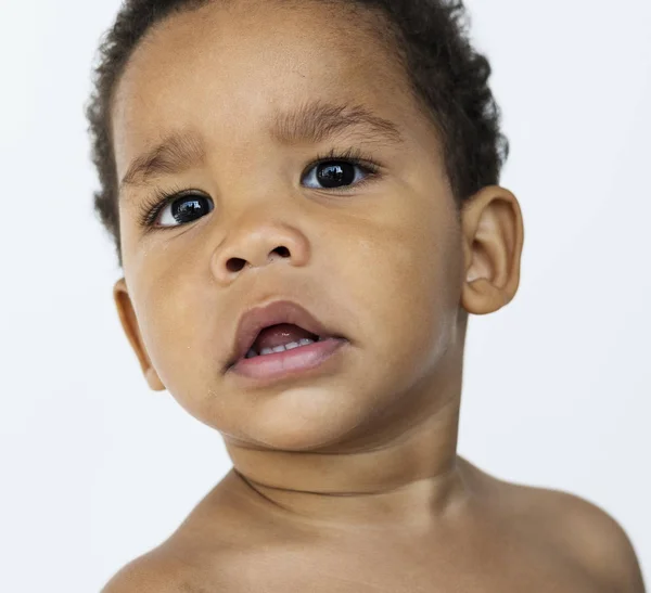 Porträt Eines Niedlichen Kleinen Jungen Originalfotos — Stockfoto