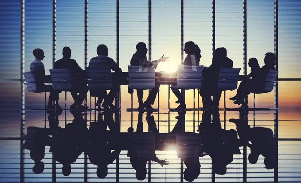 Trabalho em equipe de empresários — Fotografia de Stock