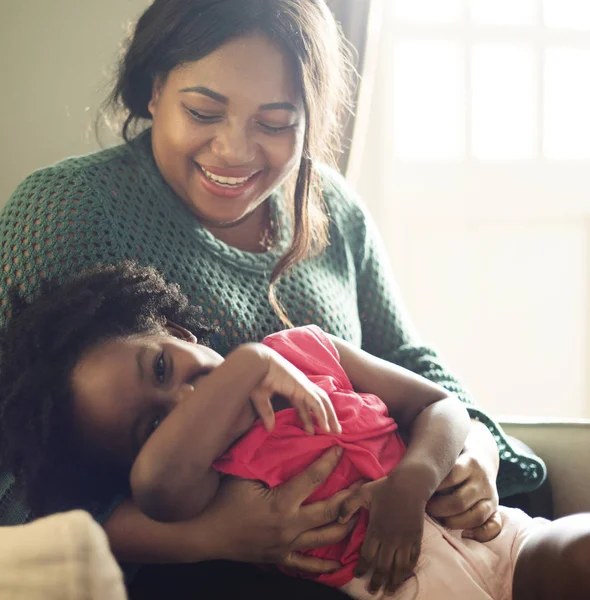 Madre Hija Africanas Pasándola Bien Juntas Fotoset Original —  Fotos de Stock