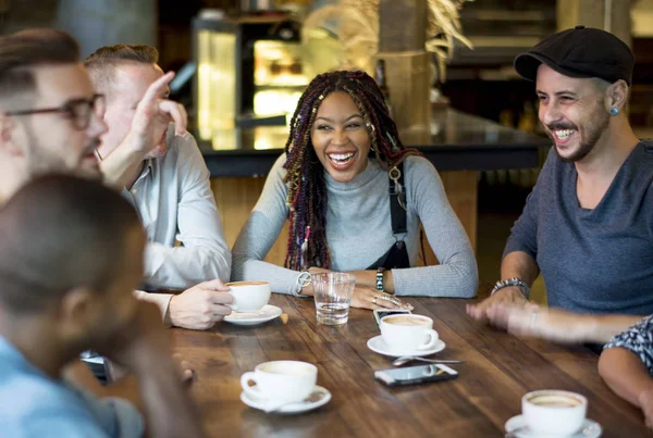 Verschiedene Menschen Hängen Kaffee Café Freundschaft Originelle Fotosets — Stockfoto