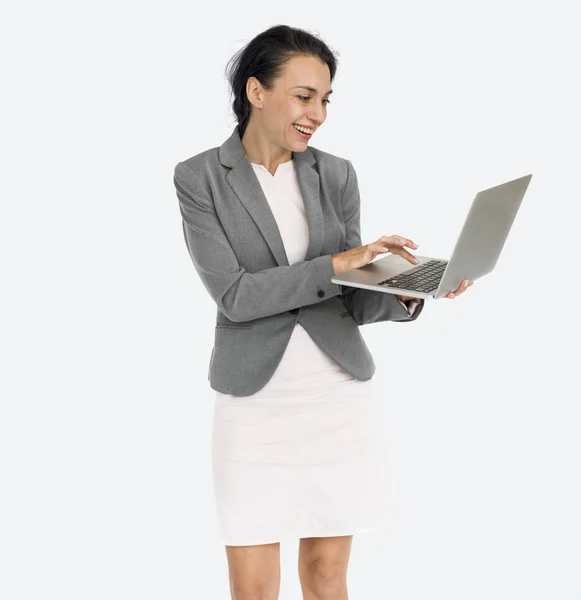 Businesswoman using laptop — Stock Photo, Image