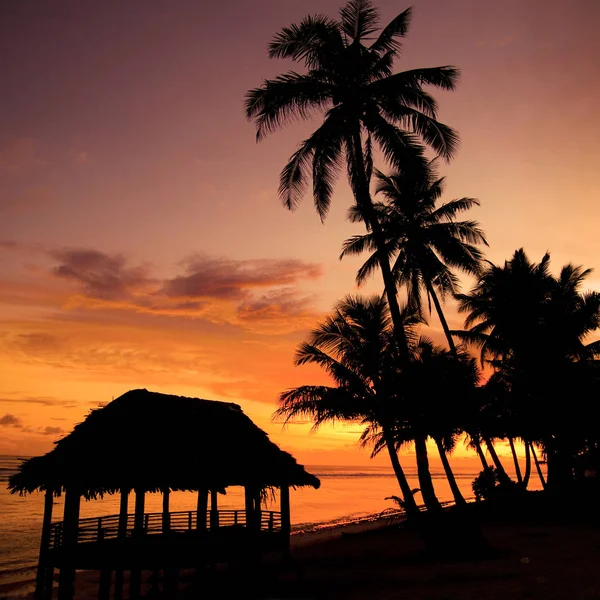 Sunset at a beach in Samoa — Stock Photo, Image