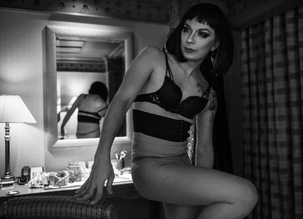 Ruso Macho Travesti Vestidos Hasta Como Mujer Hotel —  Fotos de Stock