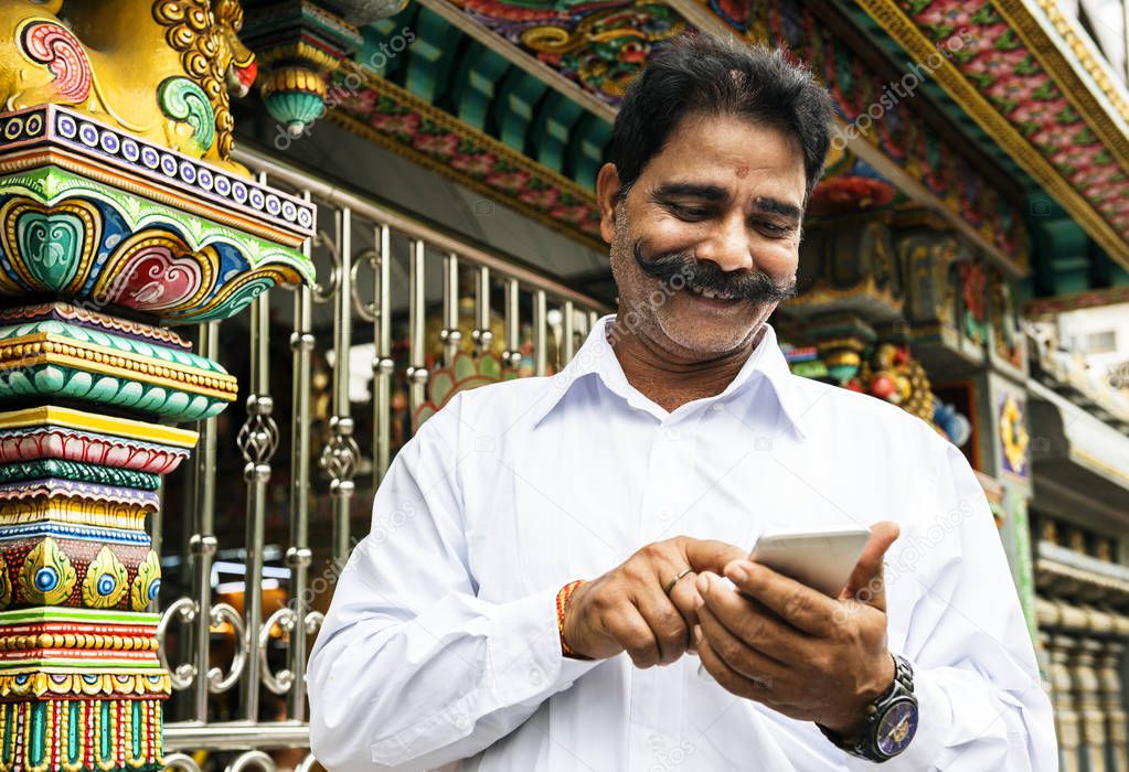 Indian people using mobile phone, original photoset