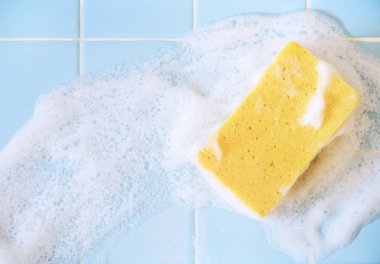 Köpük kavramı ile yıkama sünger