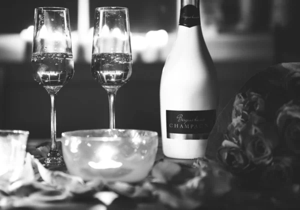 Two Glasses Bottle Wine Table Valentines Celebration Black White — Stock Photo, Image