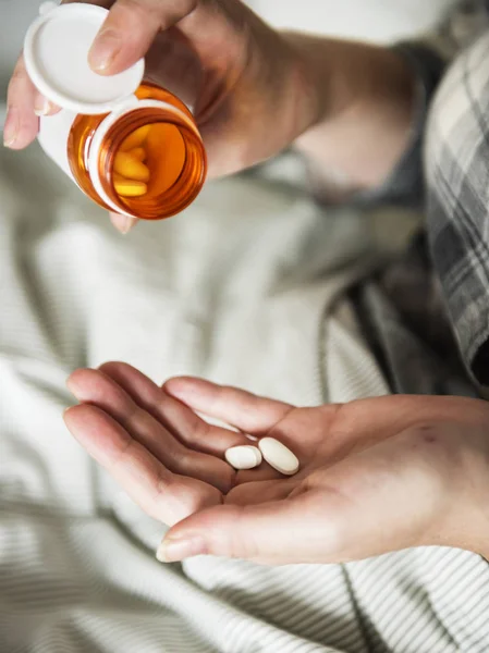 Una Mujer Tomando Concepto Medicina — Foto de Stock