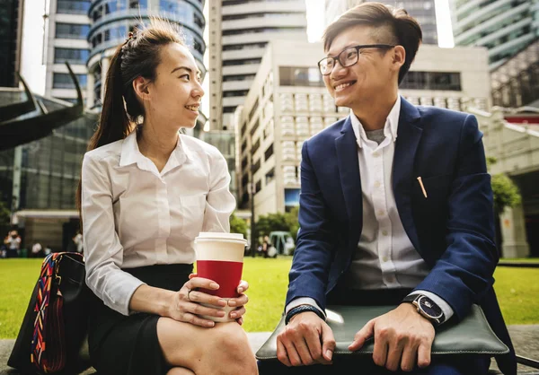 Asiatico Business People Avendo Pausa Tempo Urban Strada — Foto Stock