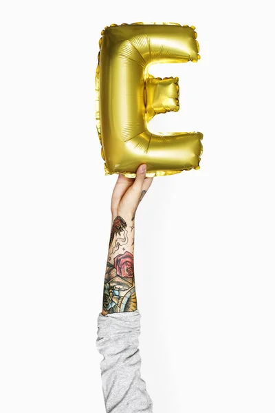 Human Hand Tattoos White Background Holding Golden Letter Balloon — Stock Photo, Image