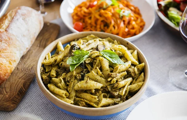 Zbliżenie Domowe Włoskie Jedzenie — Zdjęcie stockowe