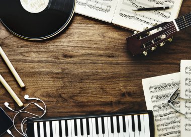 Müzik aletleri ve notlar 