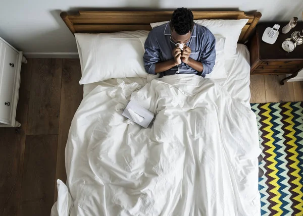 Sick Man Bed Blowing His Nose — Stock Photo, Image