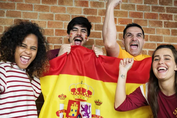 Friends Cheering World Cup Painted Flag — Stock Photo, Image